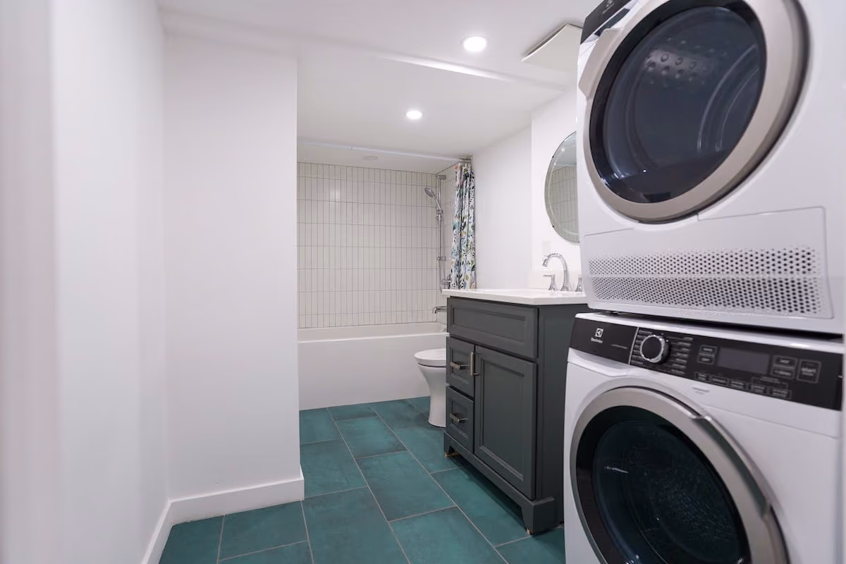 Remodelación completa de sótano y baño