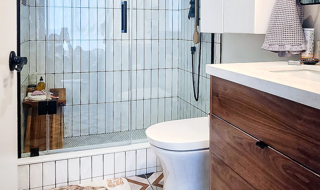 Remodelación de baño con detalles renovados