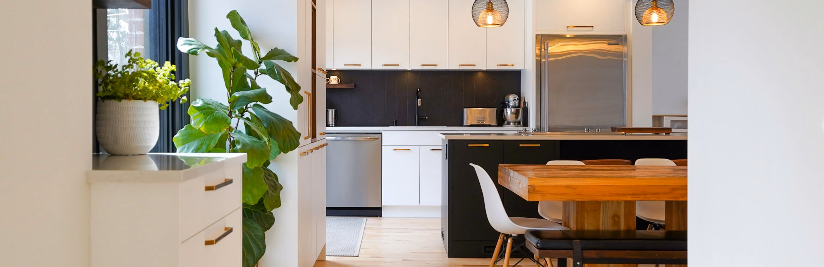 Espacio y luz en una casa de Montreal