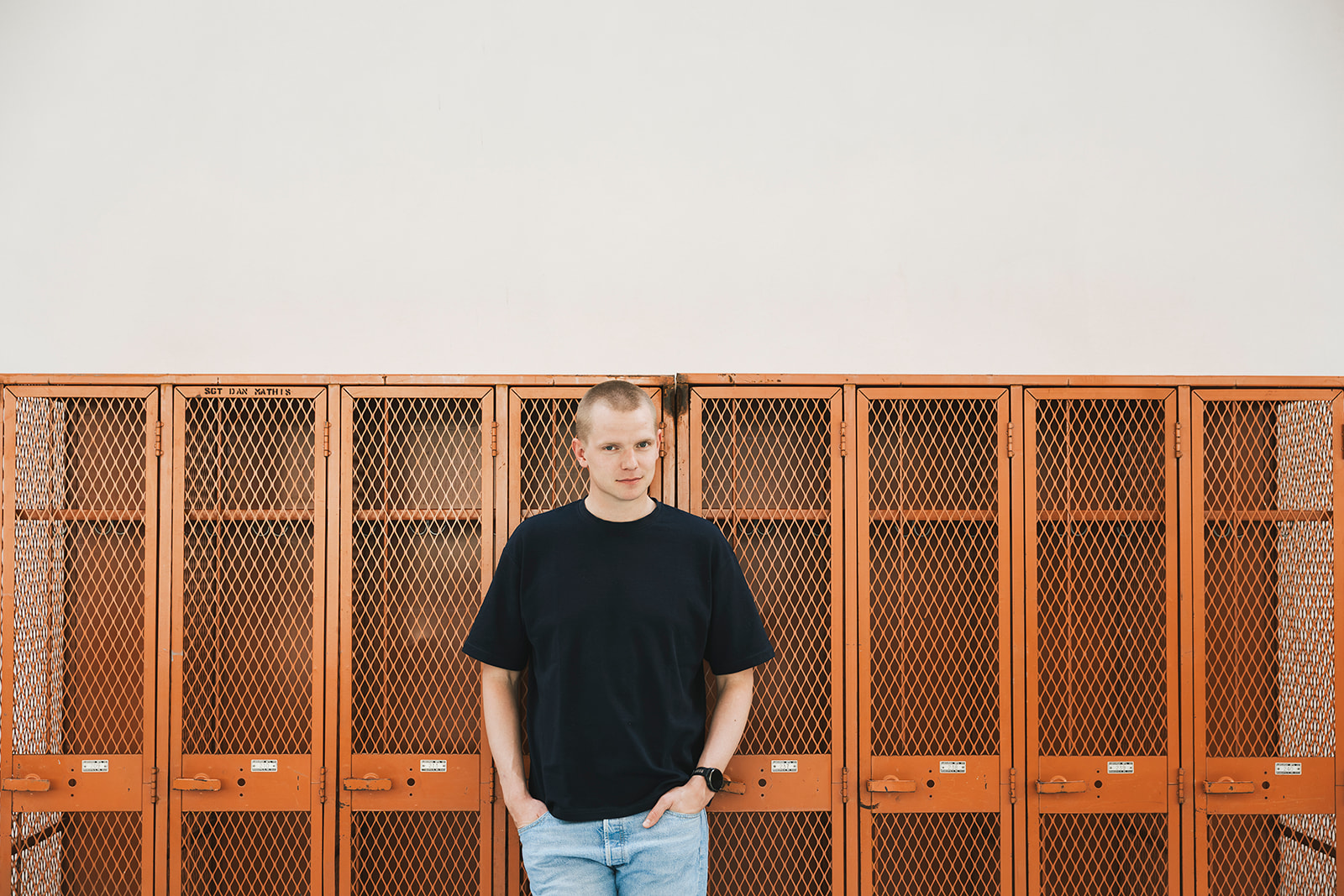 Sales trainer Ferre Bynoe geeft een sales opleiding in Waregem