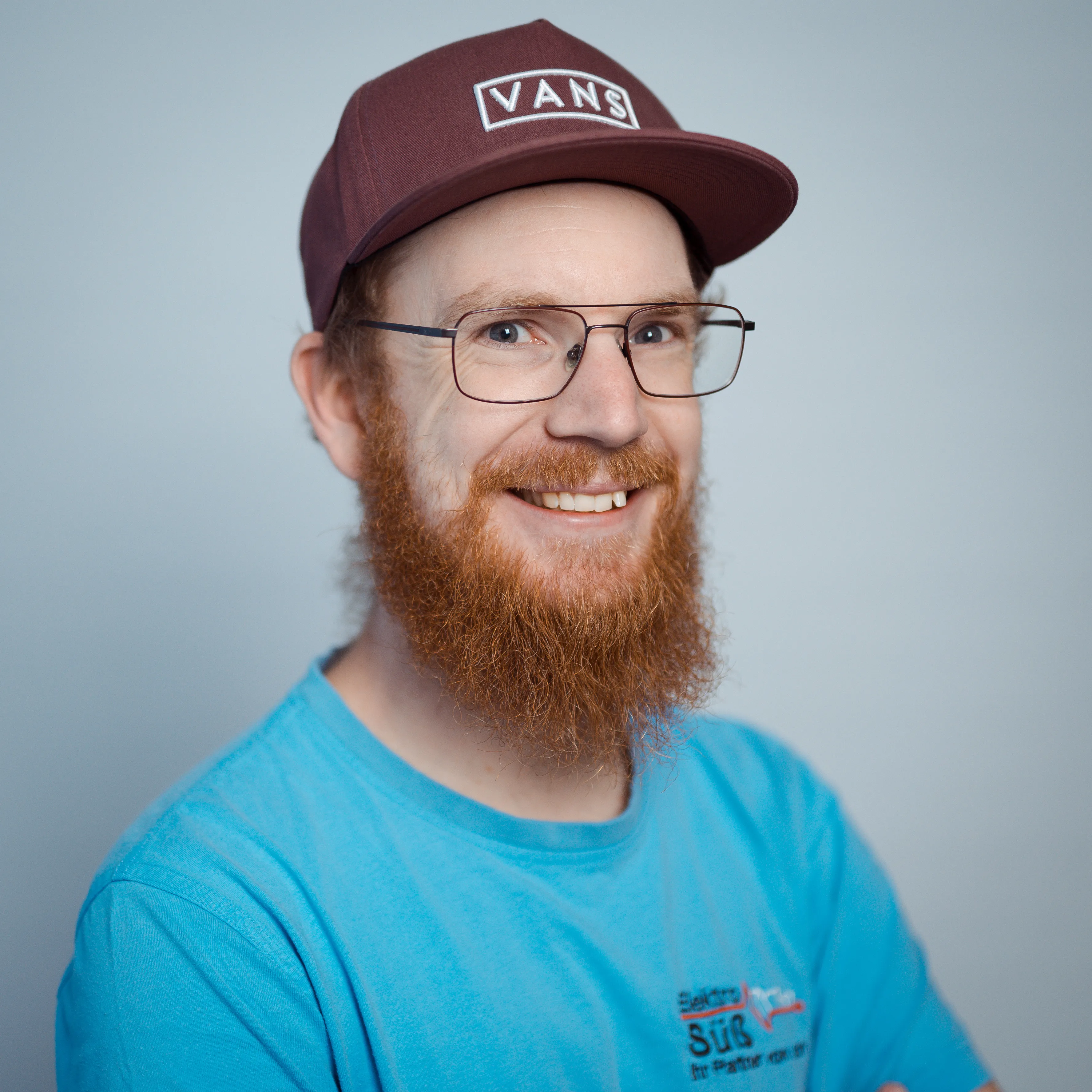 Portraitfoto von Simon Wenzel