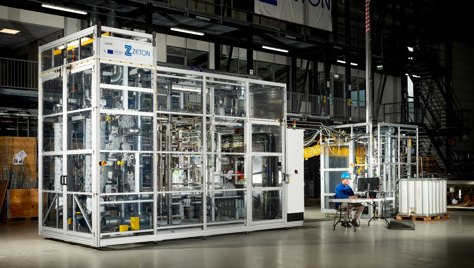 Biorefinery pilot plant loop reactor in the Zeton hall