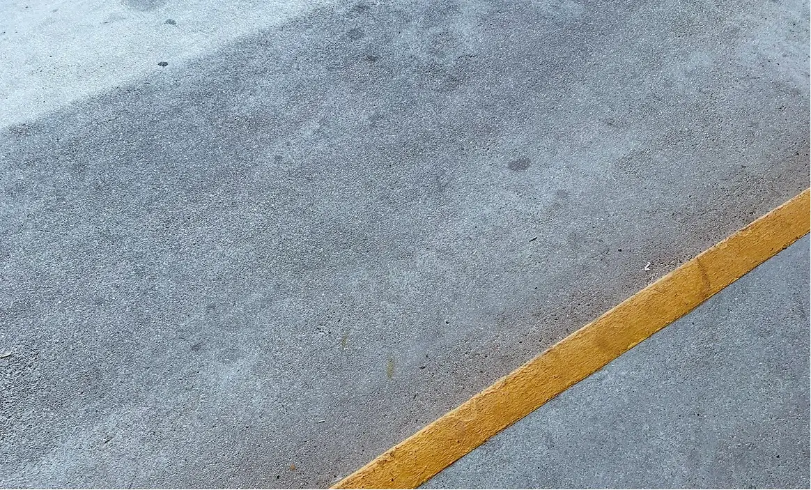 Betonflächen reinigen