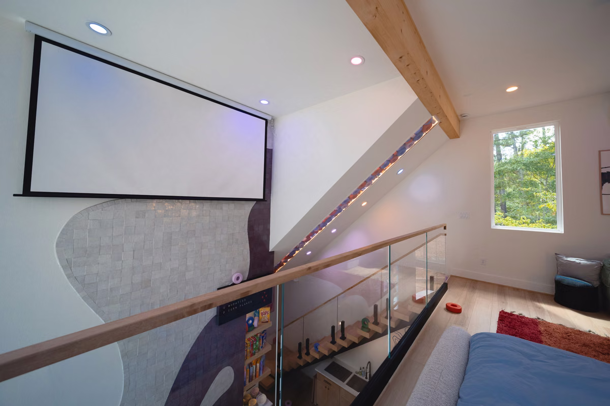 Cereal BNB - Movie Projector - image 1