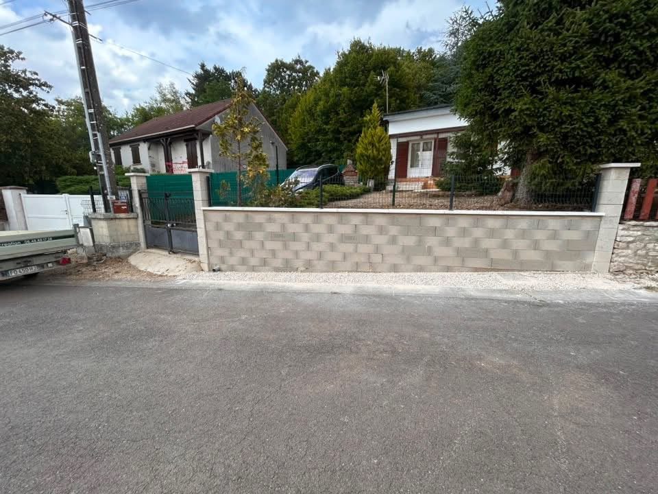 Soutènement en bord de voirie – Evry-Courcouronnes