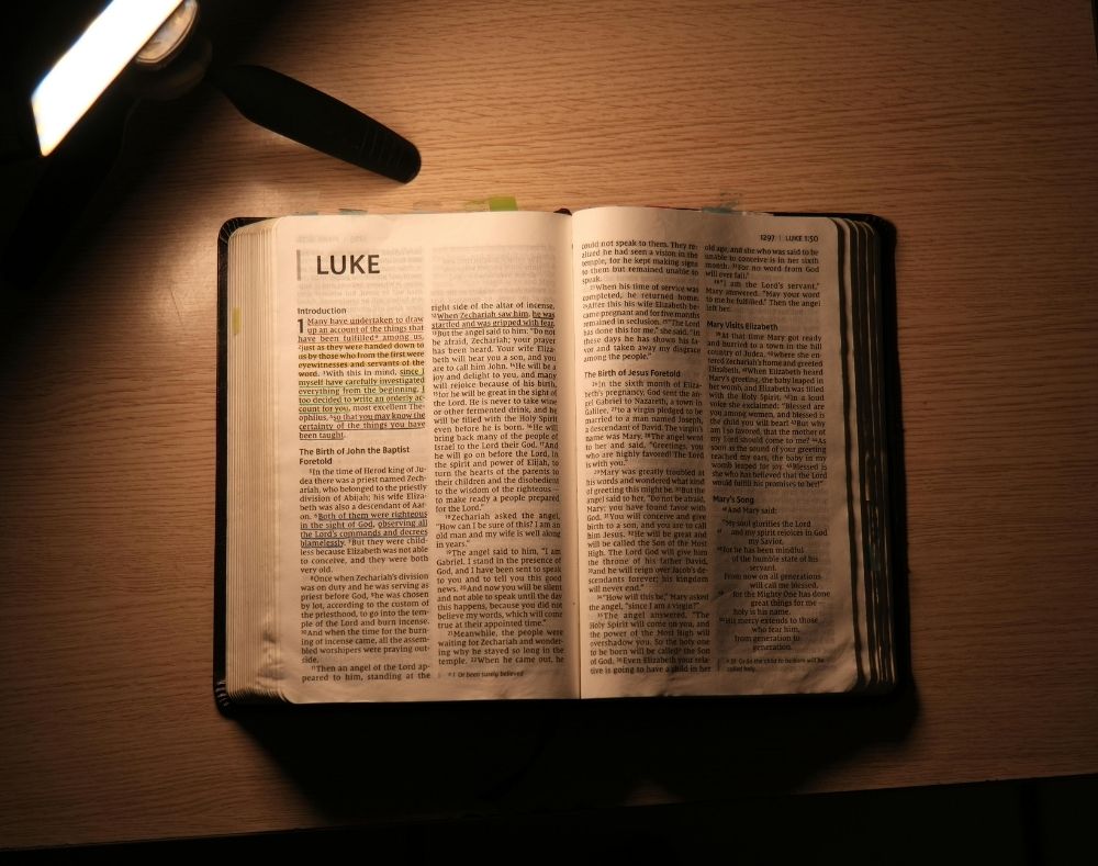 Save Scripture and Study Resources for Offline Use
