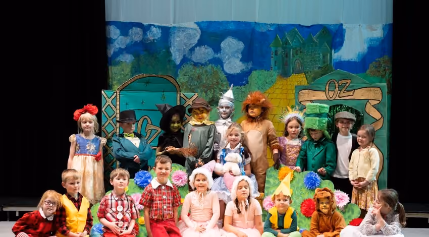 Nativity wizard of oz 320