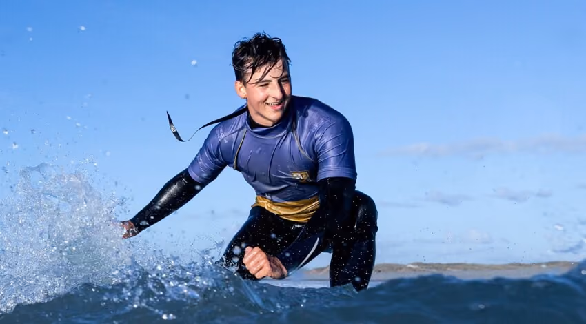 GCSE-Equivalent Pathway for Surfing Students