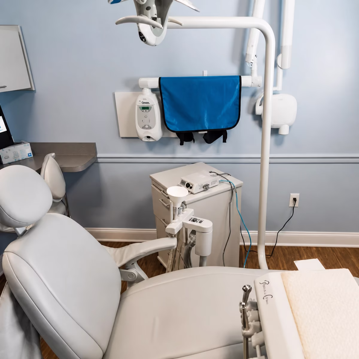 Treatment room at the Seaview Dental office in Eatontown, NJ