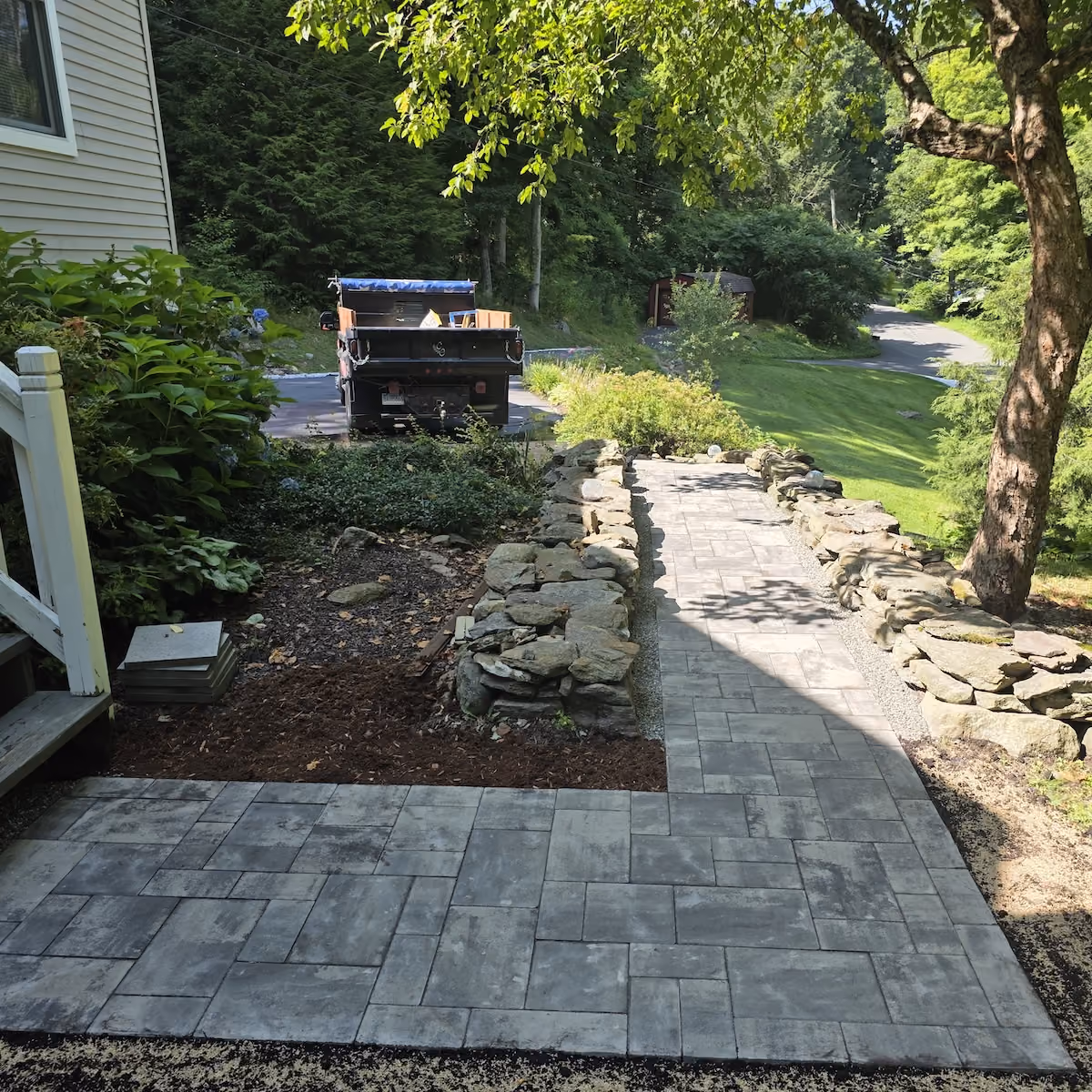 Beautiful outdoor living spaces with professional hardscaping.