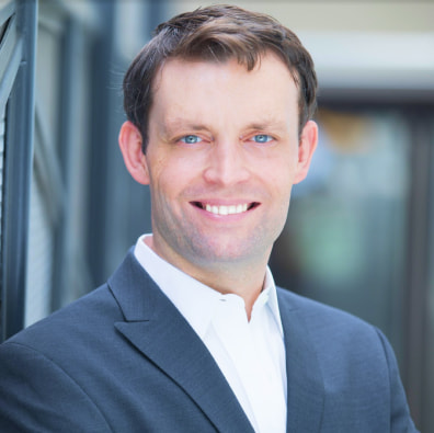 Dr. Snaebjorn Gunnsteinsson