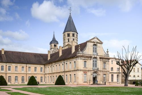 Abbaye de Cluny, campus de l'antenne AMJE de Cluny