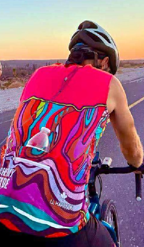 Alchemy of Ride jersey on the road