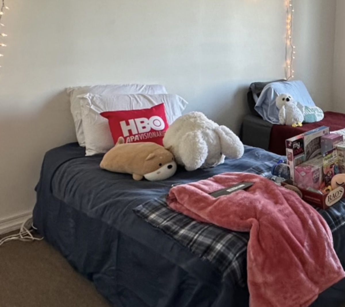 a bedroom set up for evacuees at moss during the january 2025 palisades fire