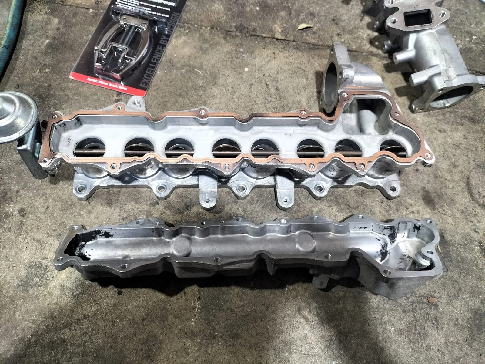 Rocker cover after cleaning
