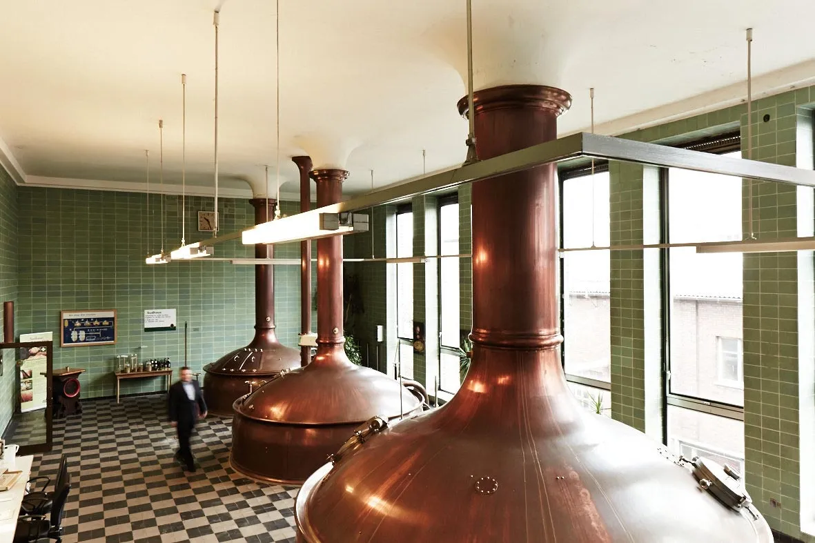 Sudhaus mit Kupferbraukesseln der Bellheimer Brauerei