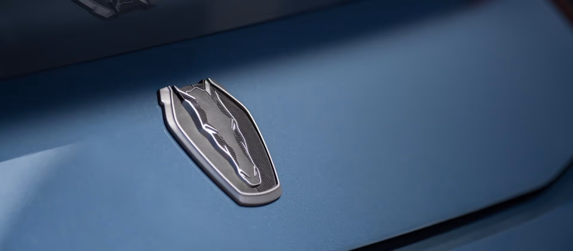 Ford Dark Horse emblem