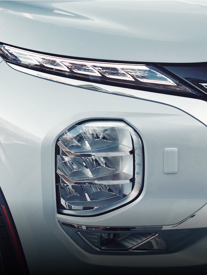 Mitsubishi Headlight Assembly