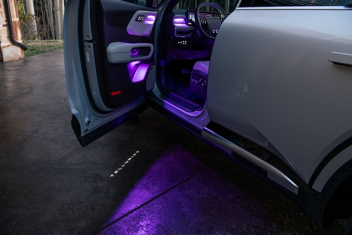 Kia vehicle exterior