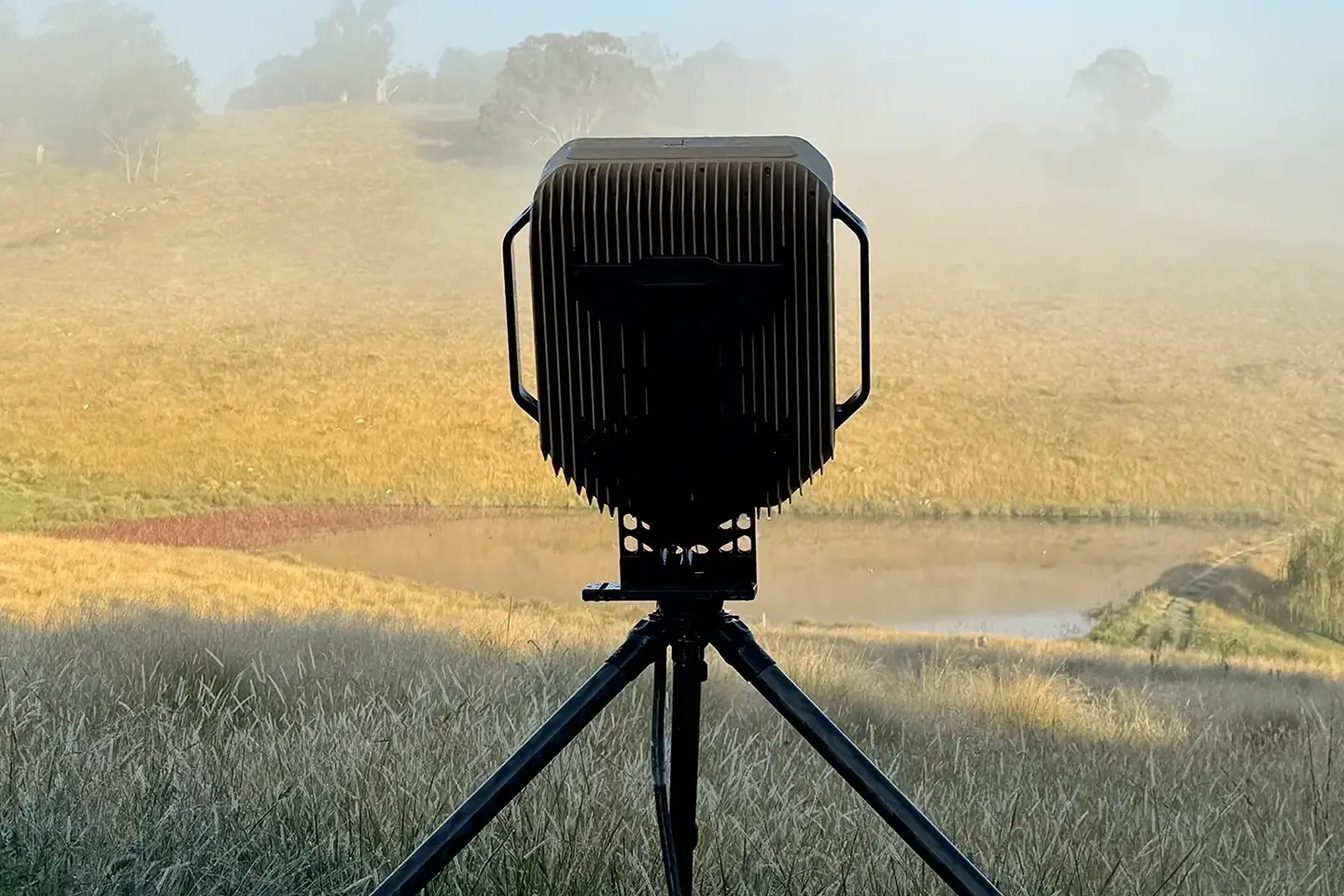 Mounted Echoshield radar device