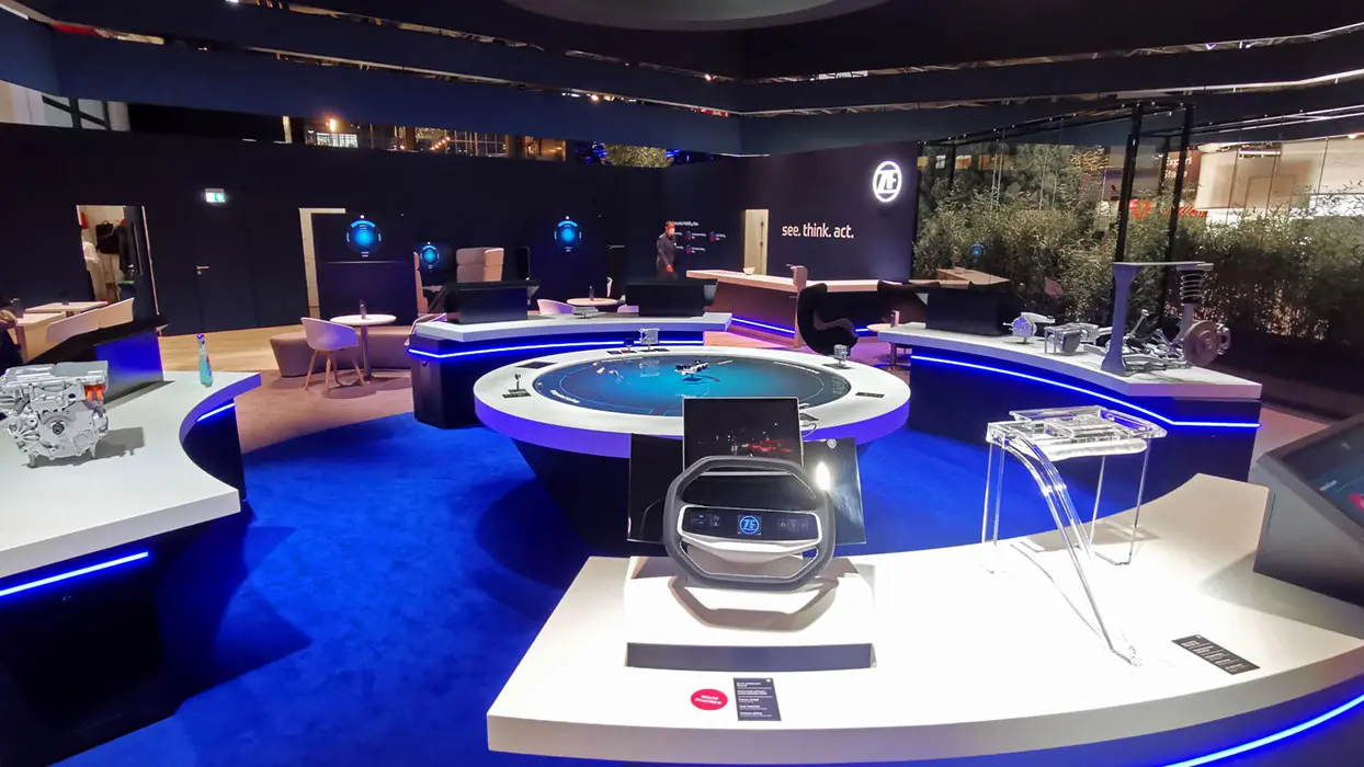 ZF-Messestand auf der IAA 2021, Ansicht 2