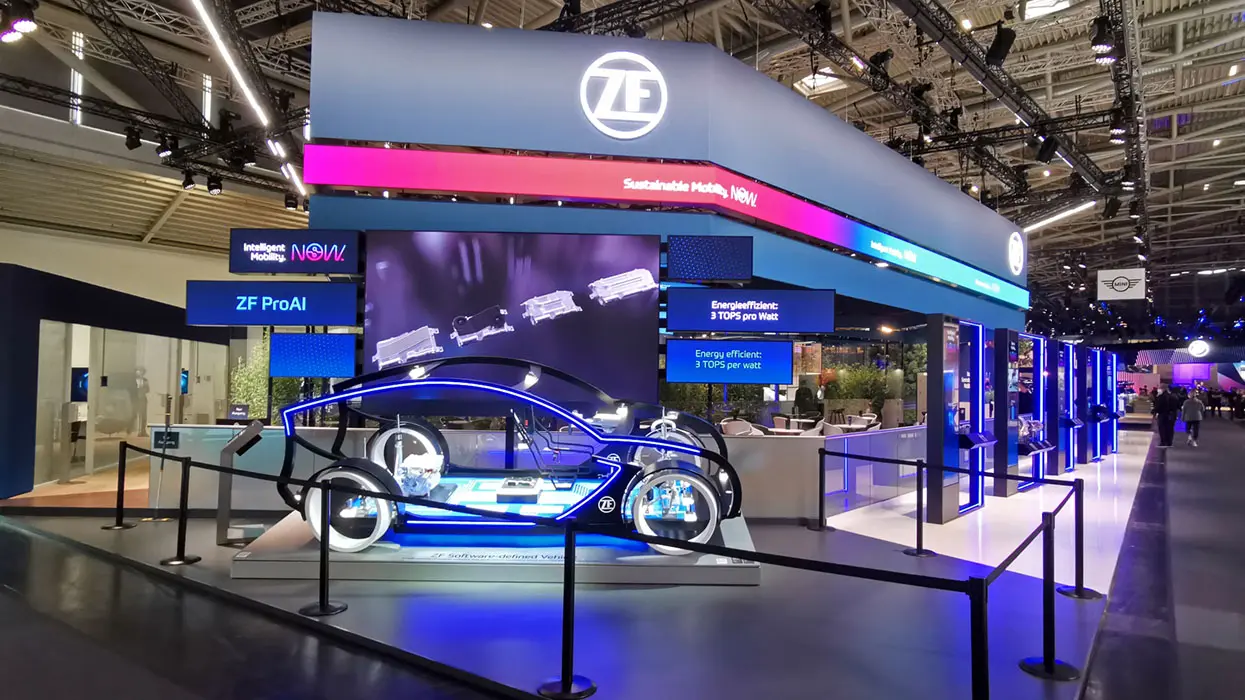 ZF-Messestand auf der IAA 2021, Ansicht 3
