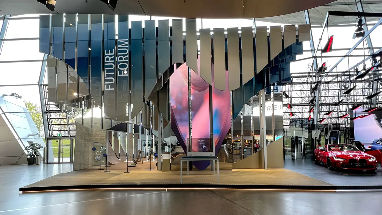 LED-Wand im Future Forum der BMW Welt, Ansicht 4