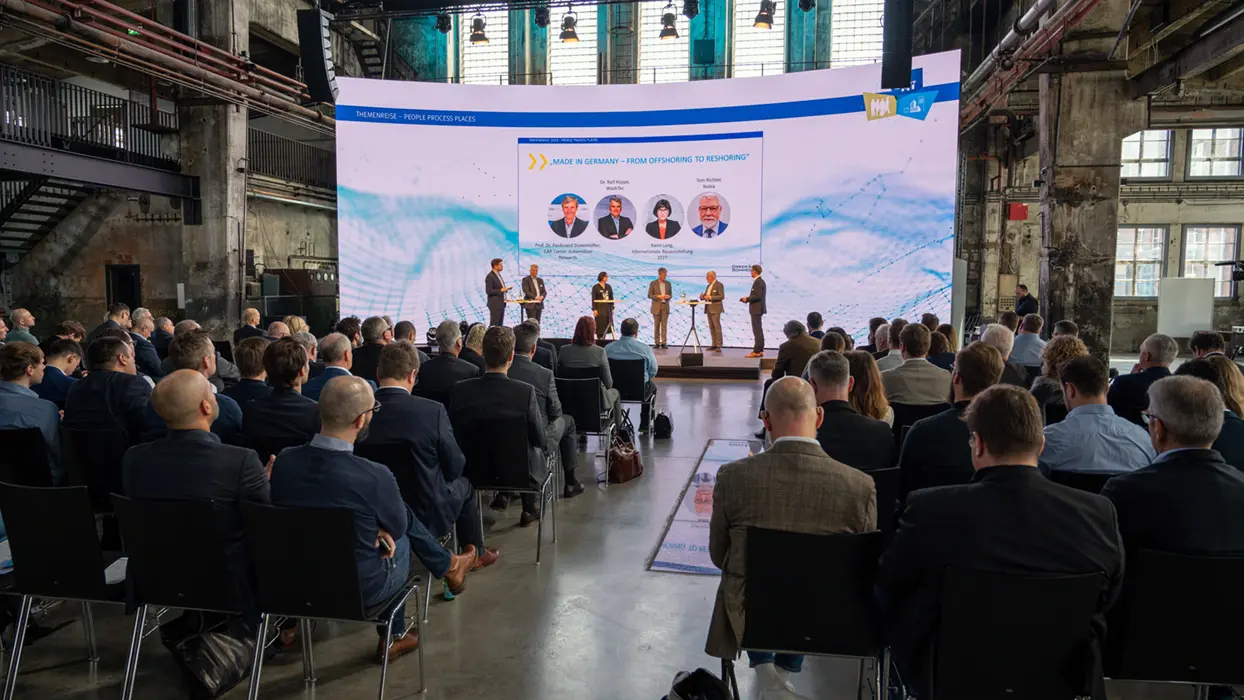 Projektansicht 2 zu „DreSo und ICT AG @Motorworld“