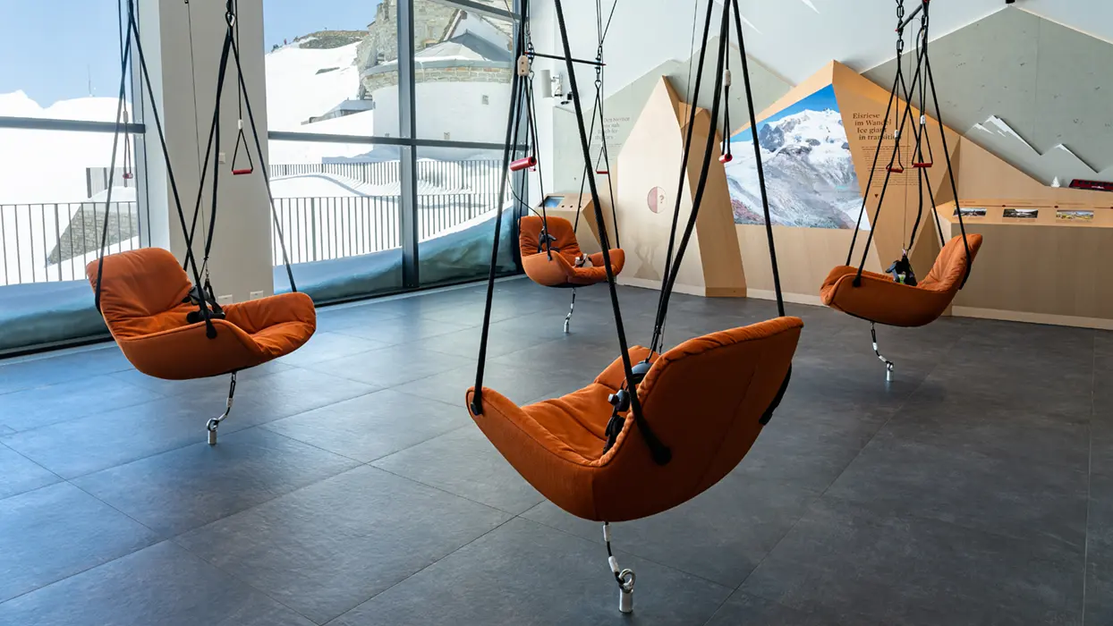 Virtueller Gleitschirmflug bei Zooom the Matterhorn, Ansicht 2