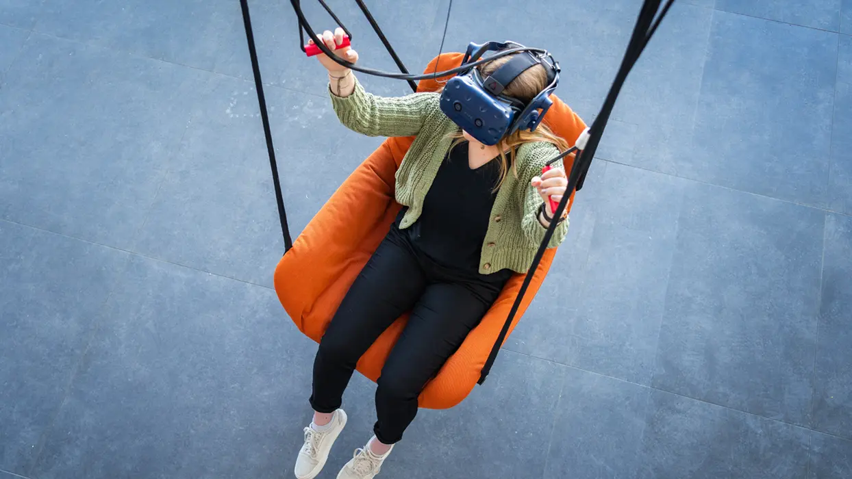 Virtual paragliding with 3D glasses at Zooom the Matterhorn, view 1
