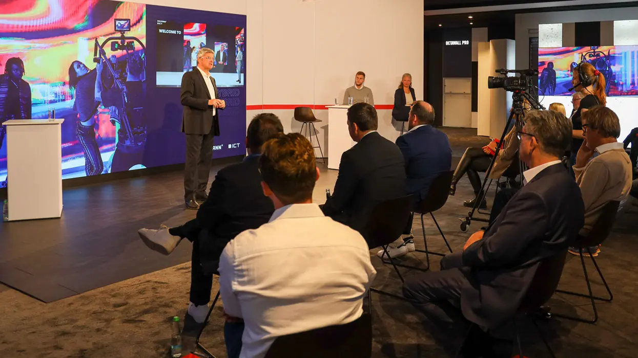 Hybrid MeetUp on 28 October 2021, view 9
