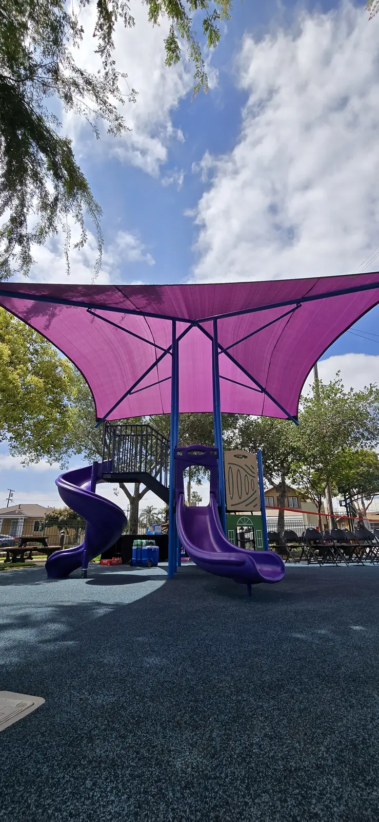 Chesley Park Roundabout / Public Realm Improvements — 20250507_110621