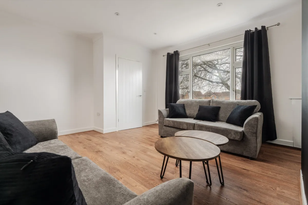 Inside 64 Macdonald Avenue in Farnworth, Bolton, photo 3