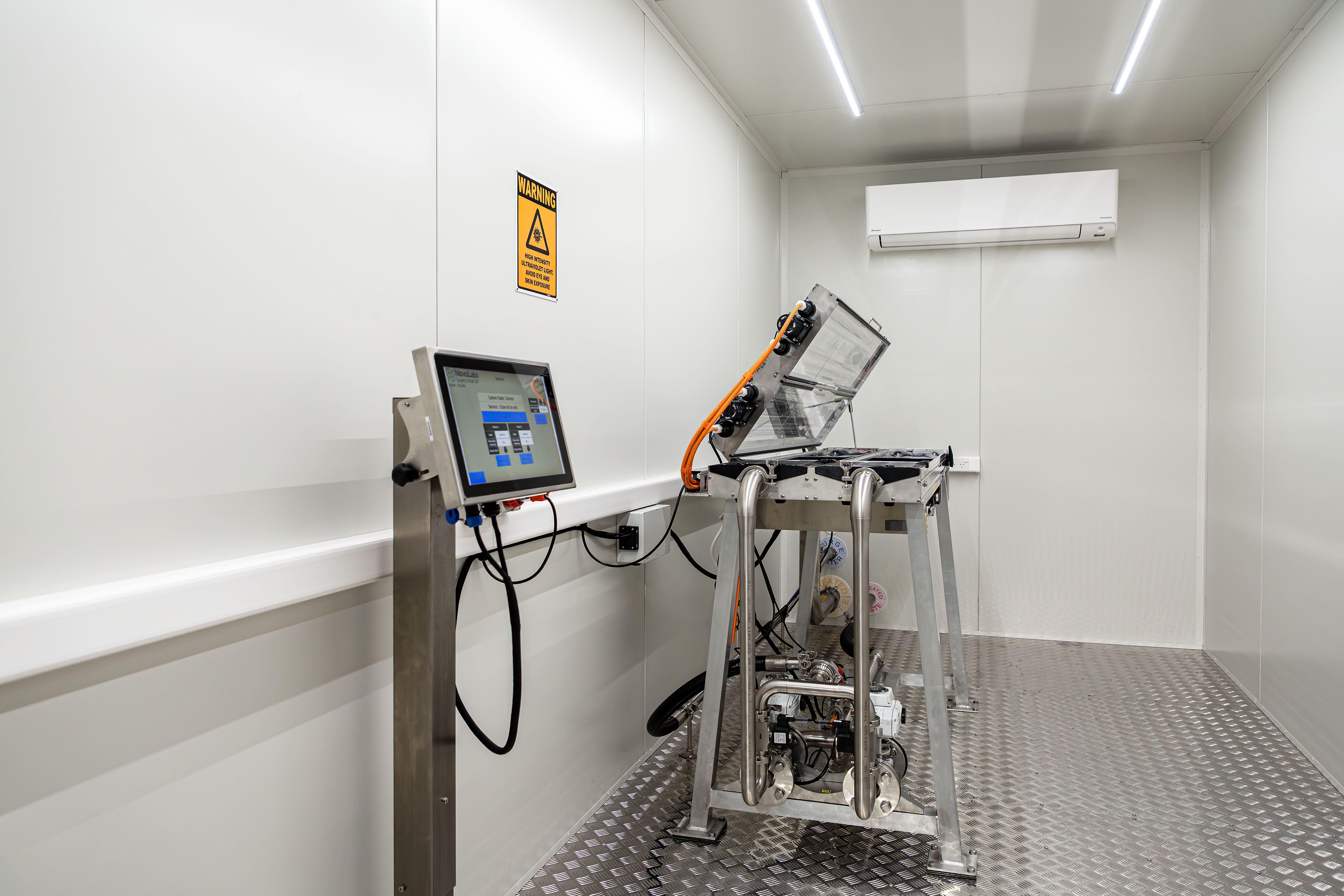 NovoLabs disinfection system on site