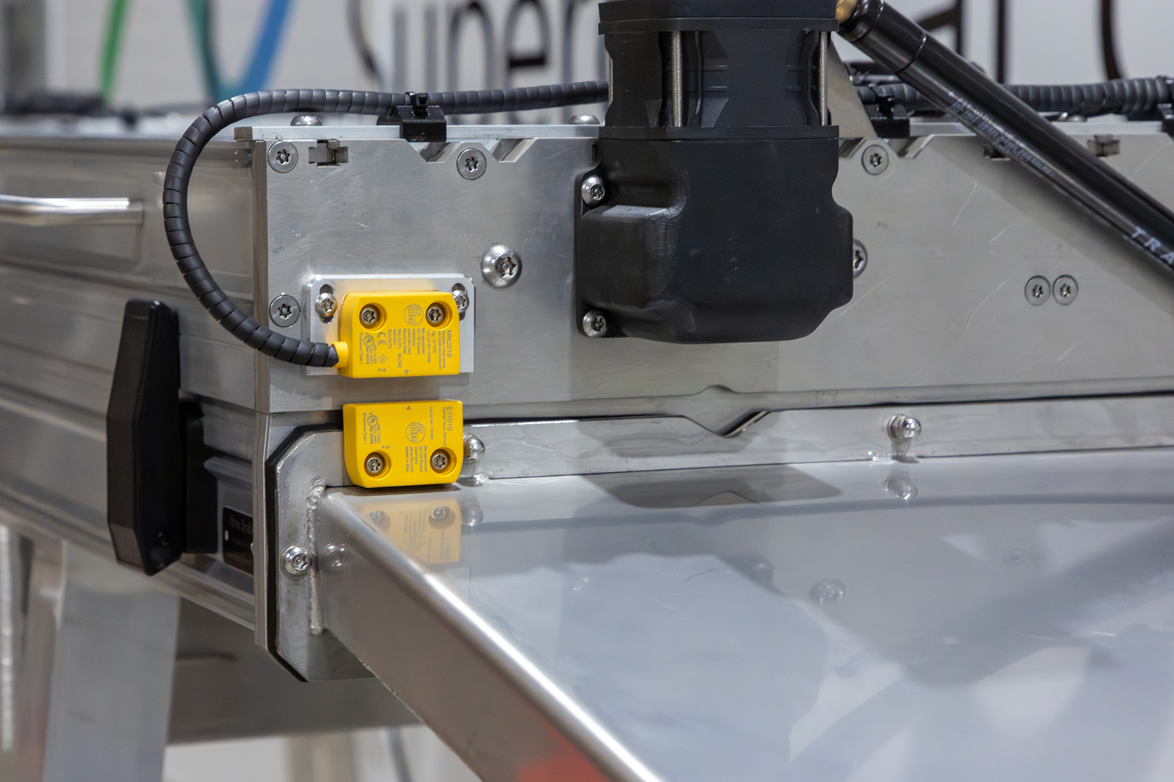 Safety interlocks guarding the ultraviolet lamps