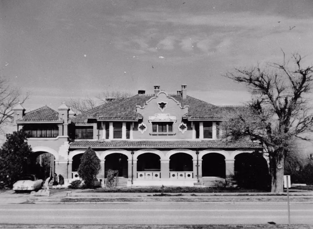 The Guitar Mansion