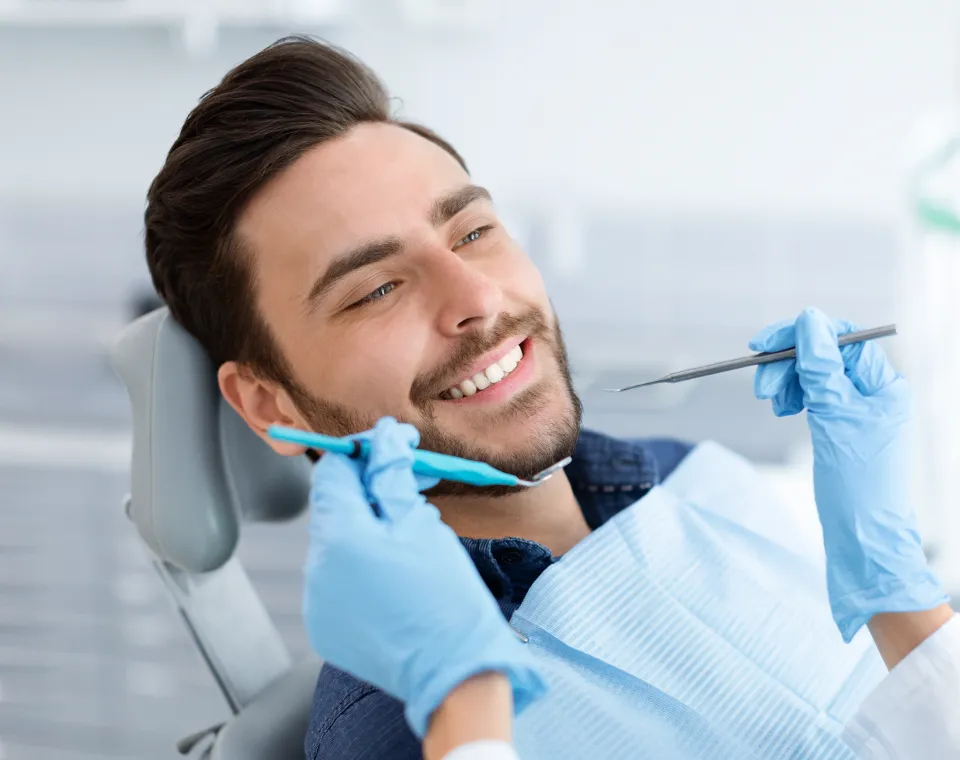 Top 5 Benefits of Scheduling Your Teeth Cleaning with a Tampa Dentist Today