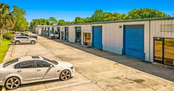 StorBox Sanford — Drive-Up Units