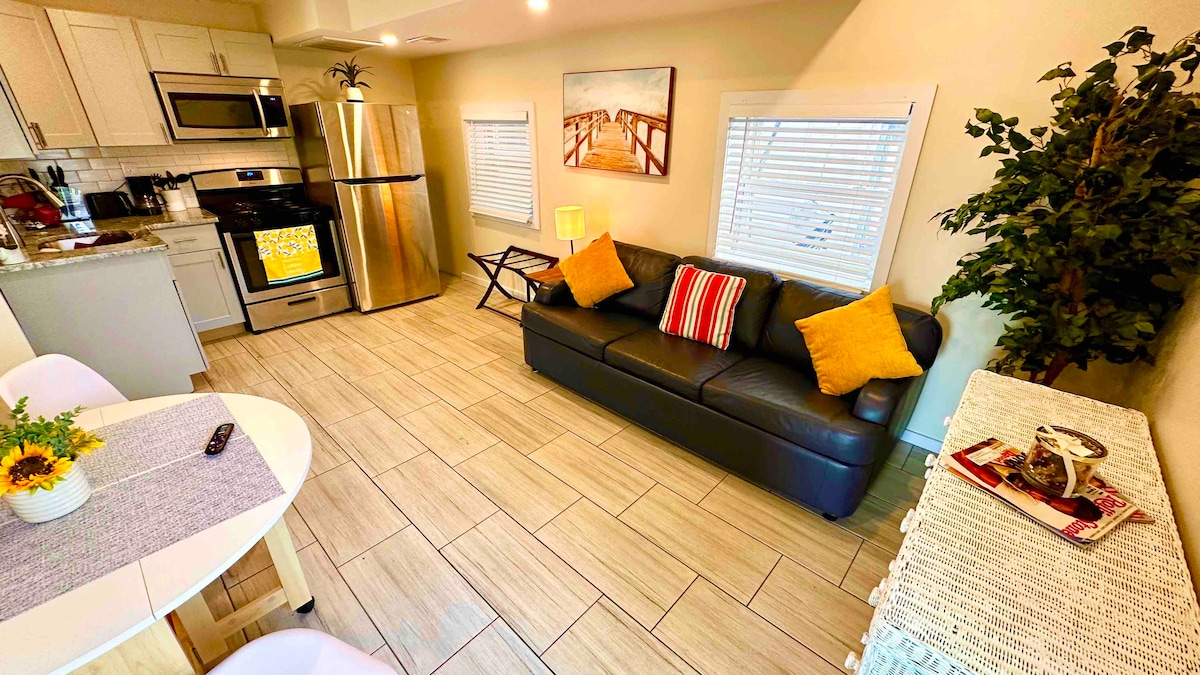 Taylor Shore House | Suite 3