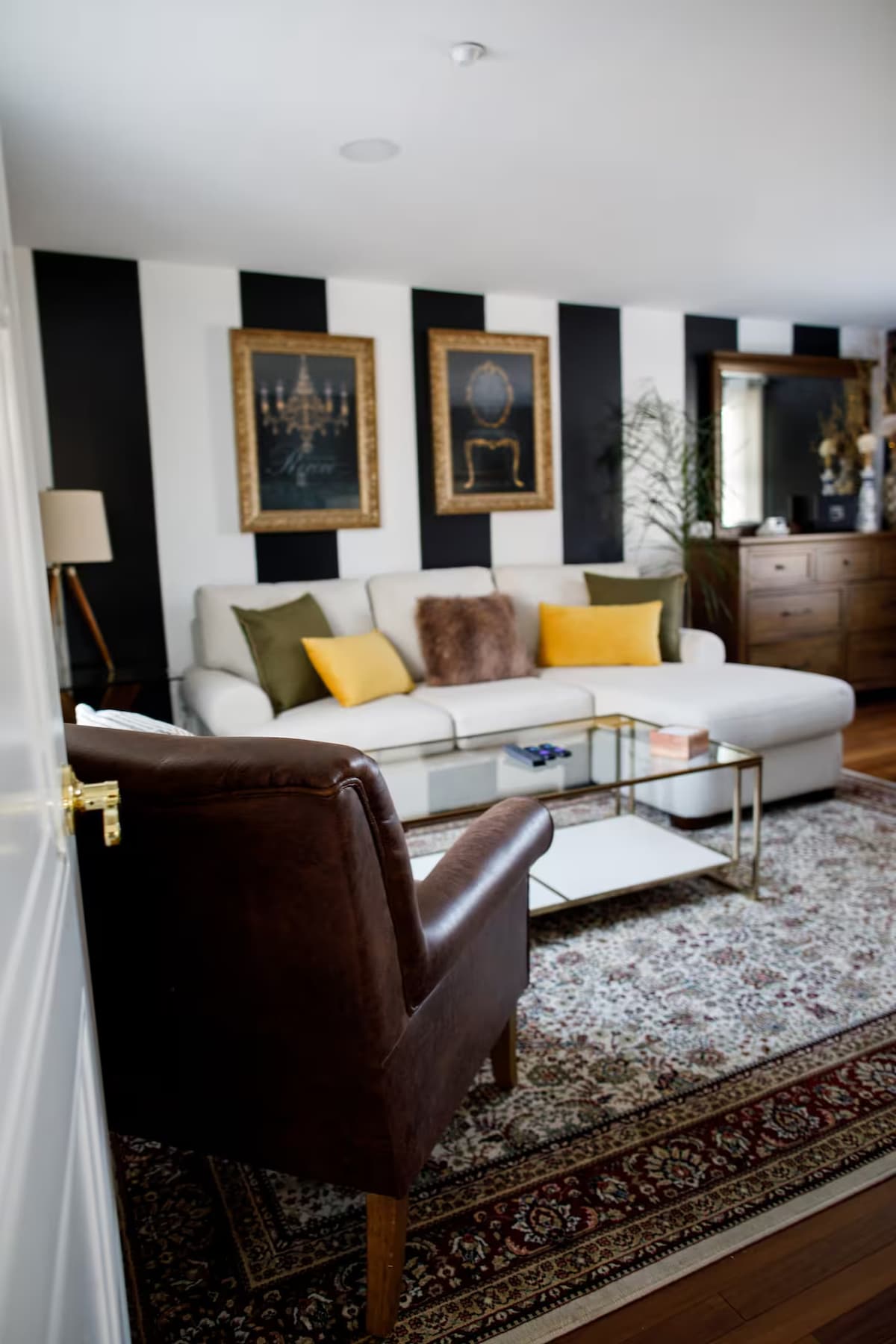The Colonial - Victorian Suite