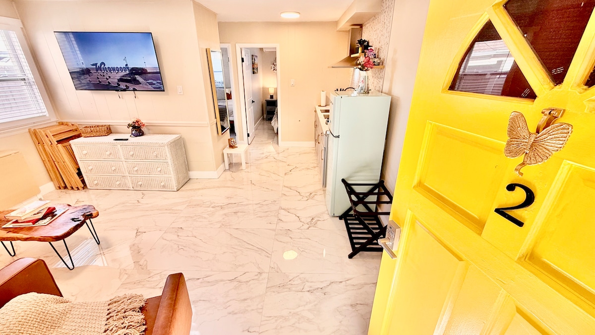 Oceanside Breeze | Suite 2