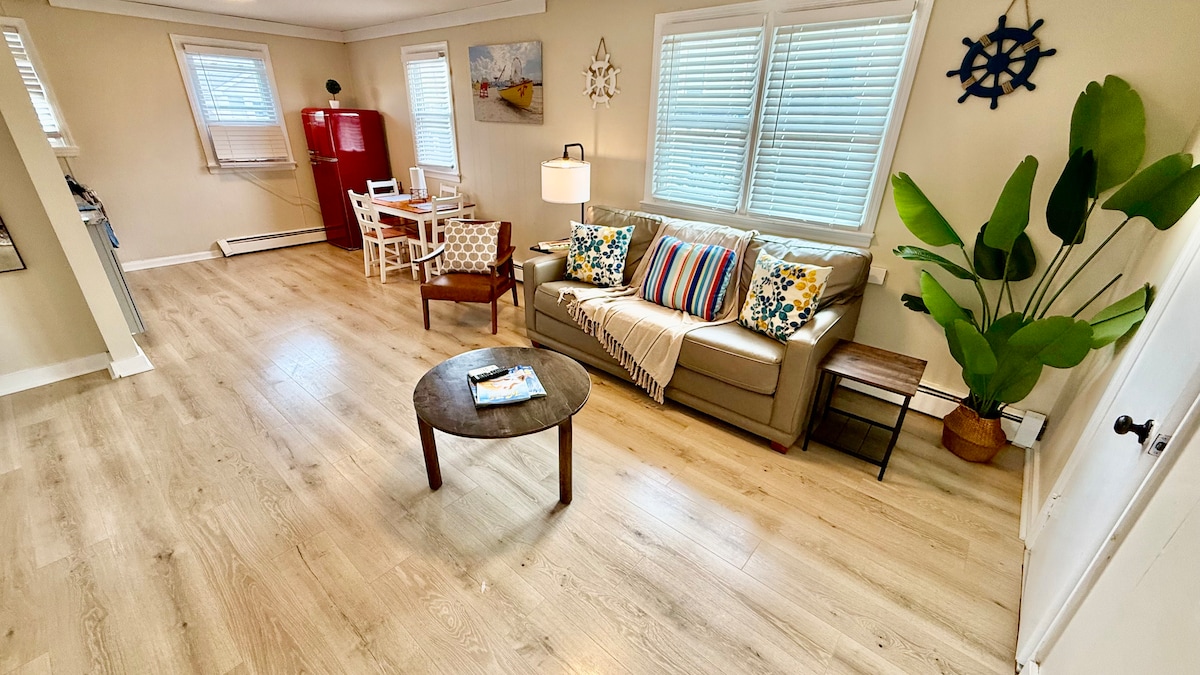 Living room image 3