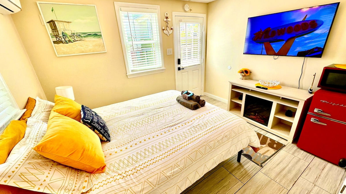 The Poplar House | Shore Hideaway