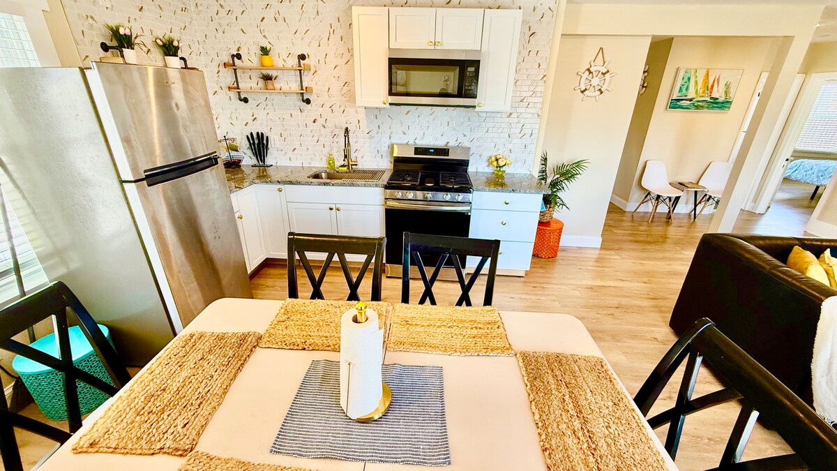 Living room image 12