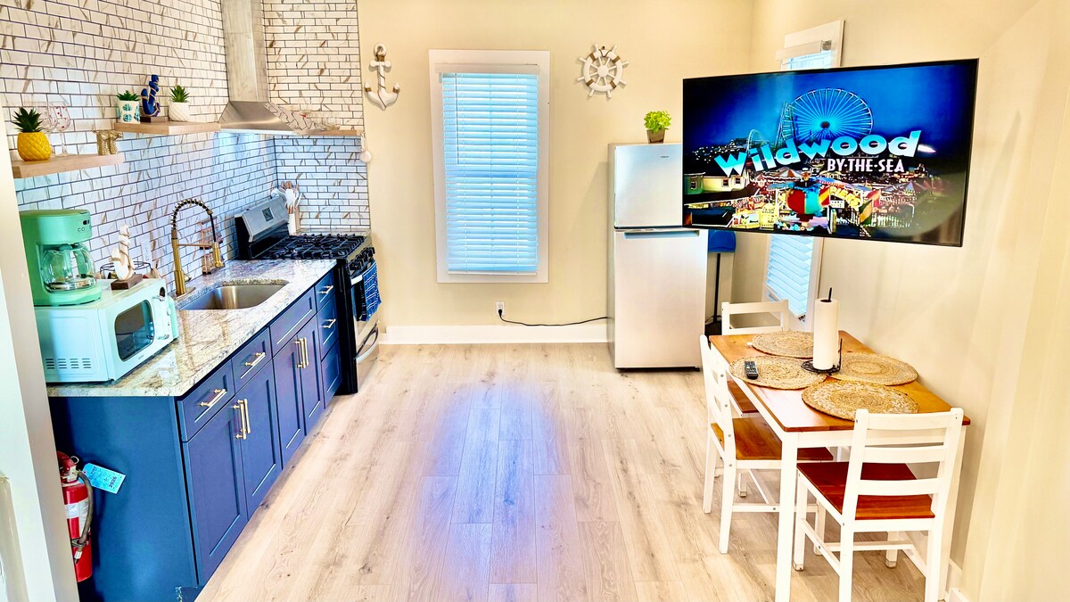Full kitchen image 1