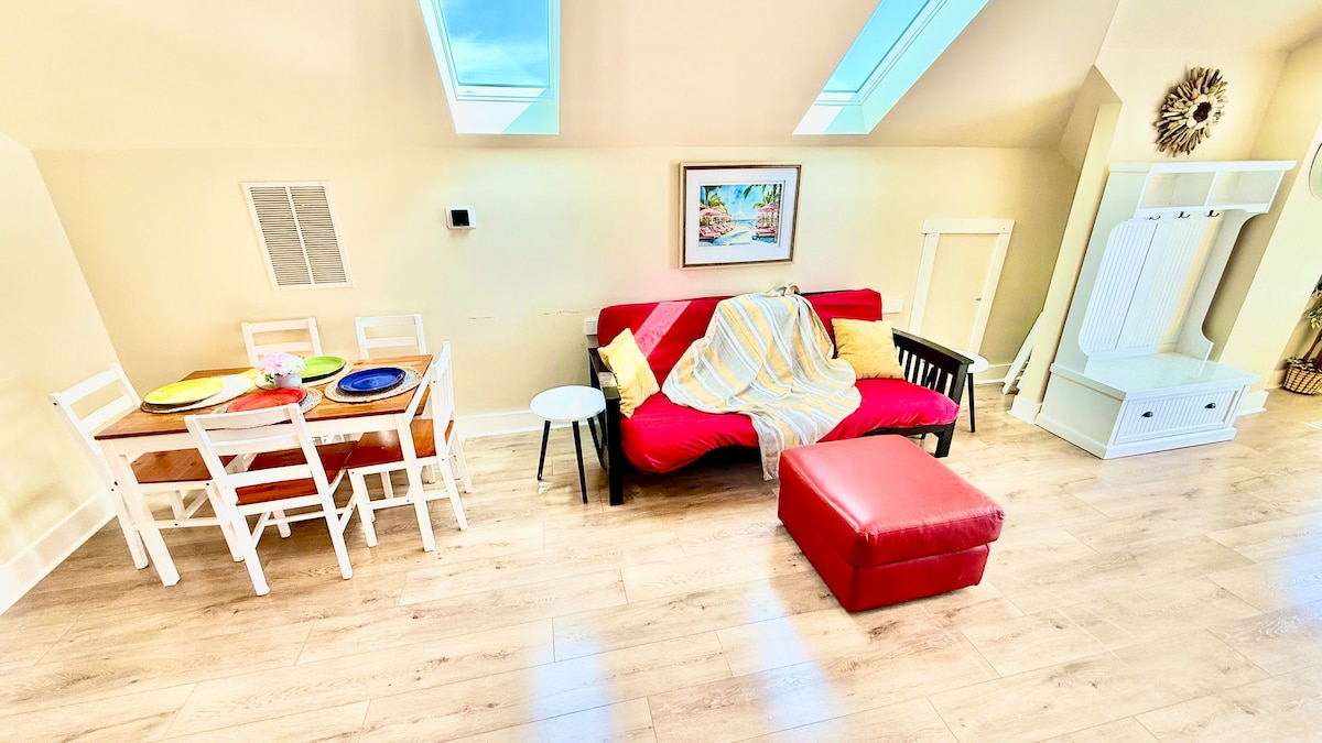 Living room image 17
