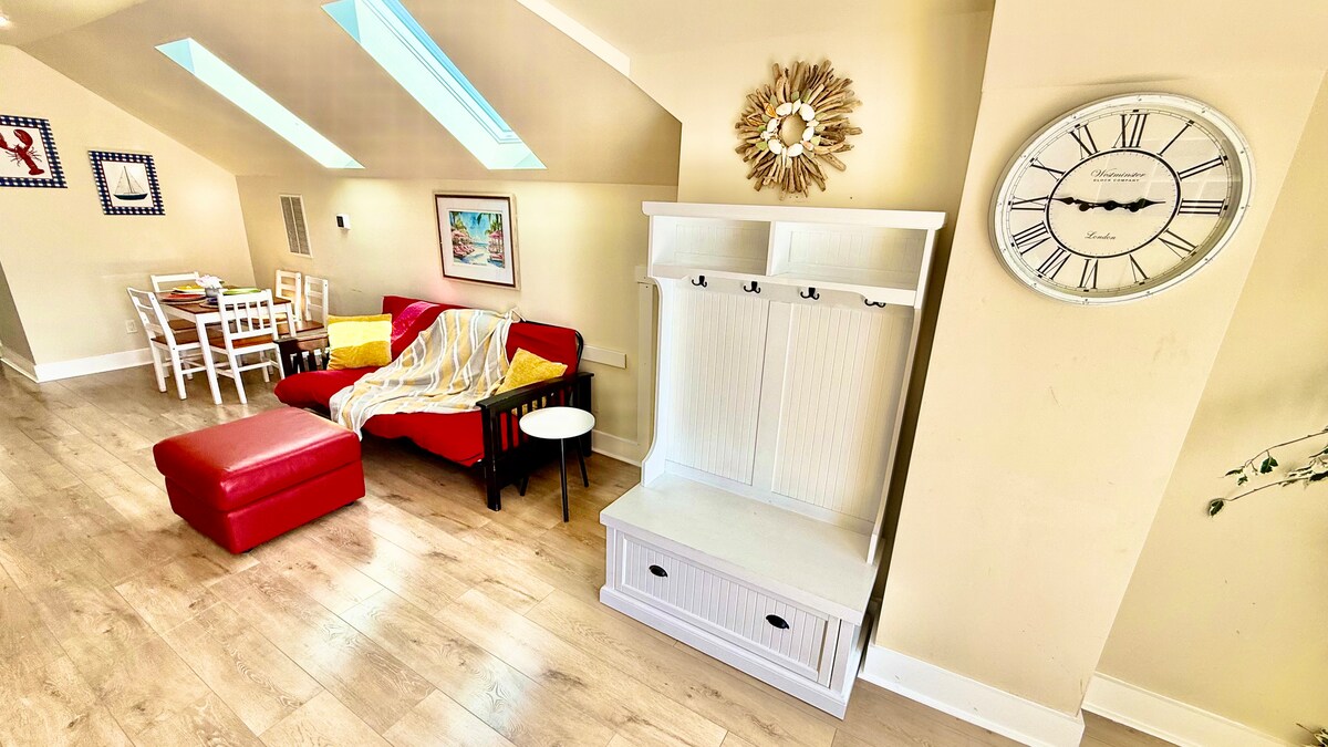Living room image 12