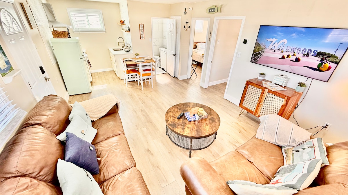 Living room image 10