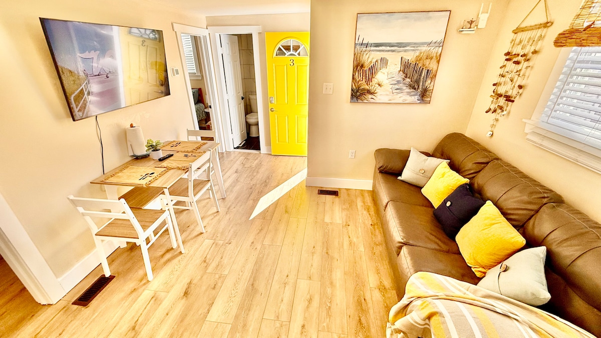 Living room image 5