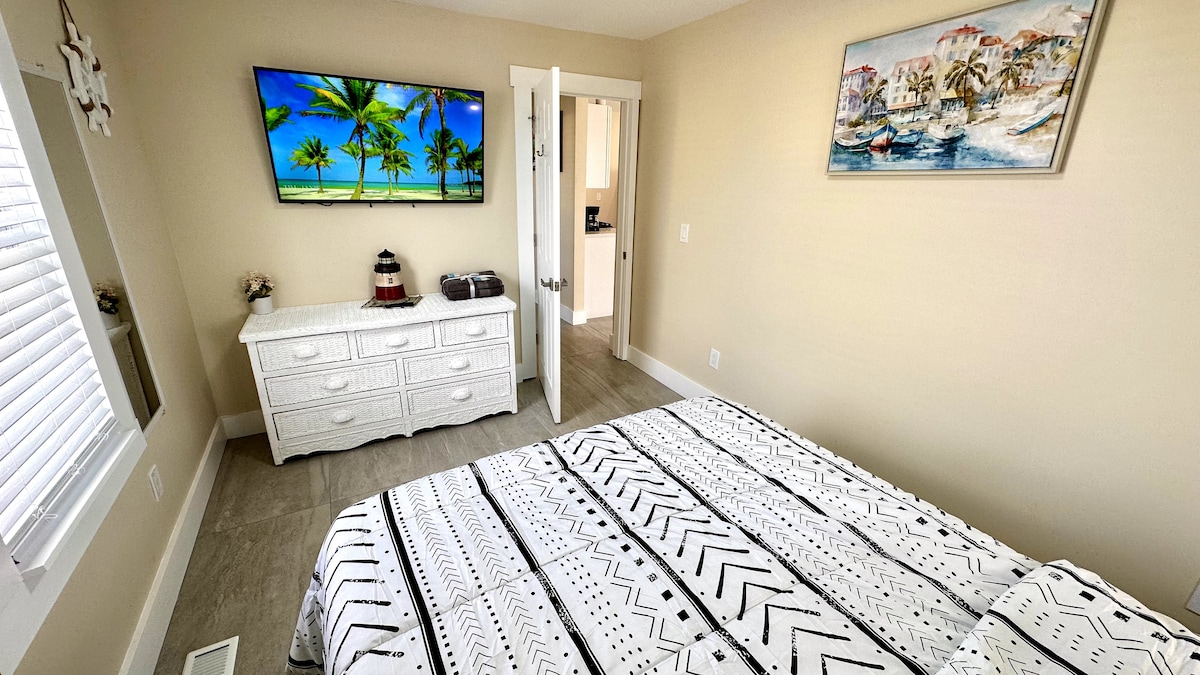 Bedroom 1 image 3